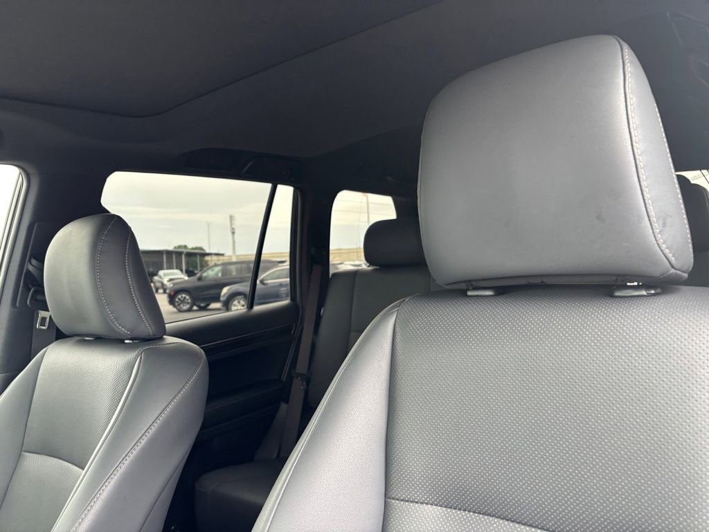 Used 2023 Lexus GX 460 Premium w/ Premium Package AWD/4WD image 13