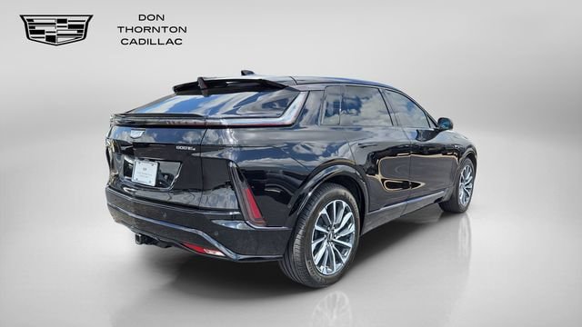 Certified 2024 Cadillac Lyriq Sport w/ LPO, Floor Liner Package AWD/4WD image 5