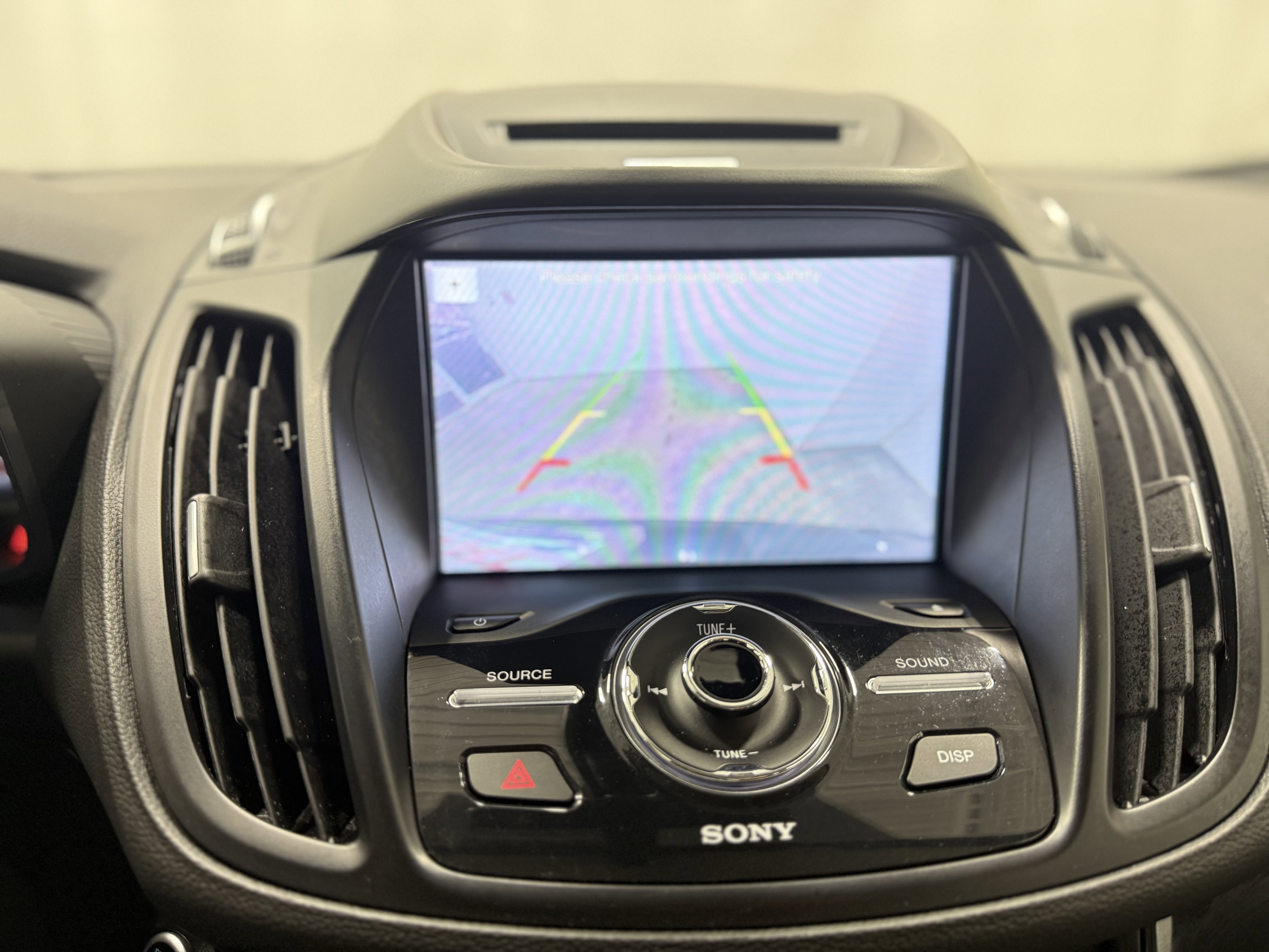 Used 2017 Ford C-MAX Energi Titanium image 18