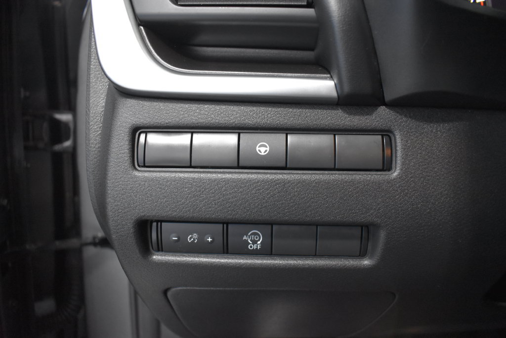 Certified 2023 Nissan Rogue SV AWD/4WD image 19