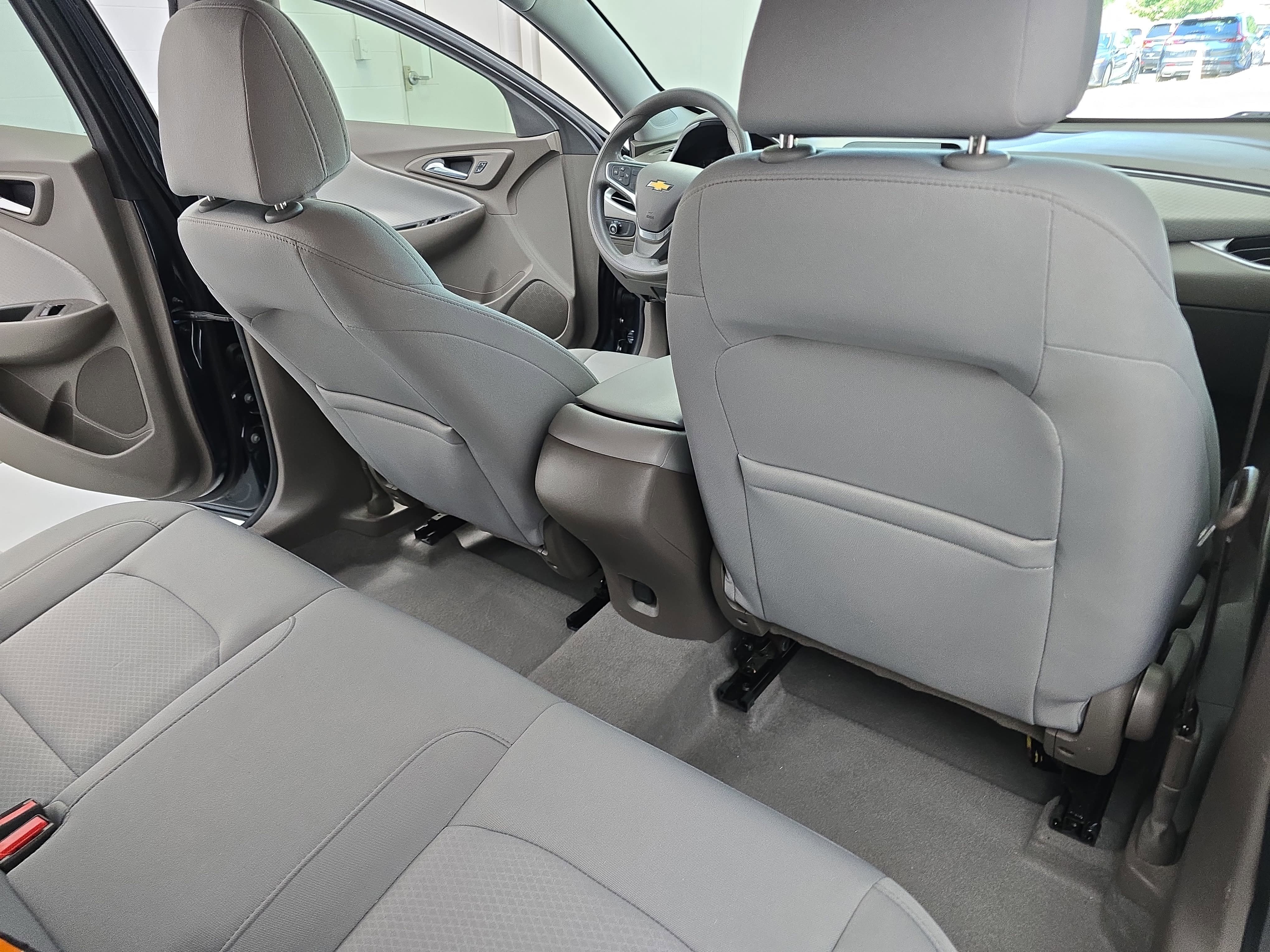 Used 2019 Chevrolet Malibu LS FWD image 11