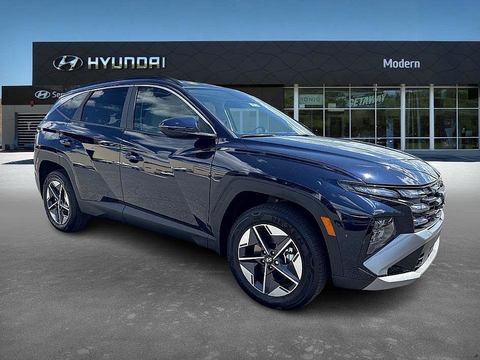 New 2025 Hyundai Tucson SEL image 2