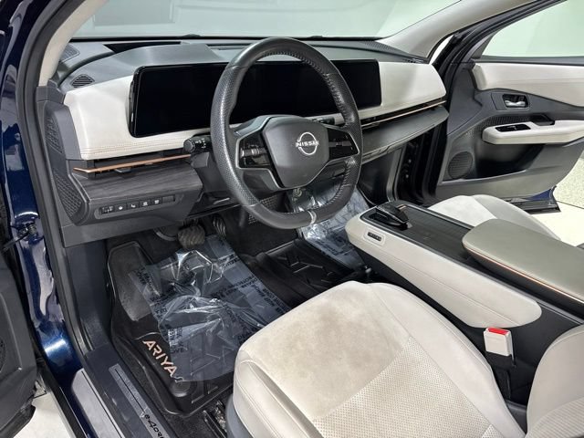 Used 2024 Nissan Ariya AWD image 13