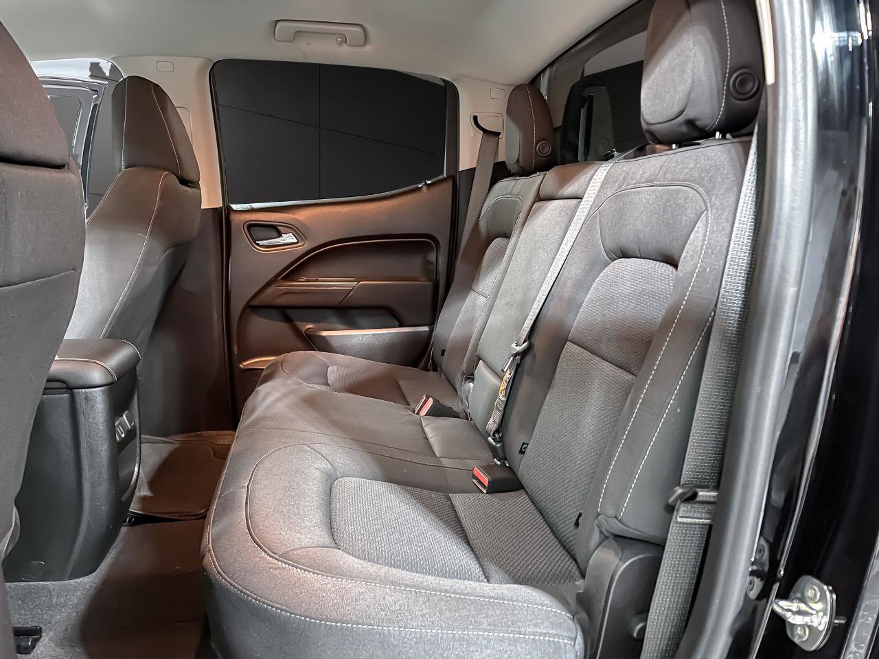 Used 2022 Chevrolet Colorado LT w/ Safety Package image 13