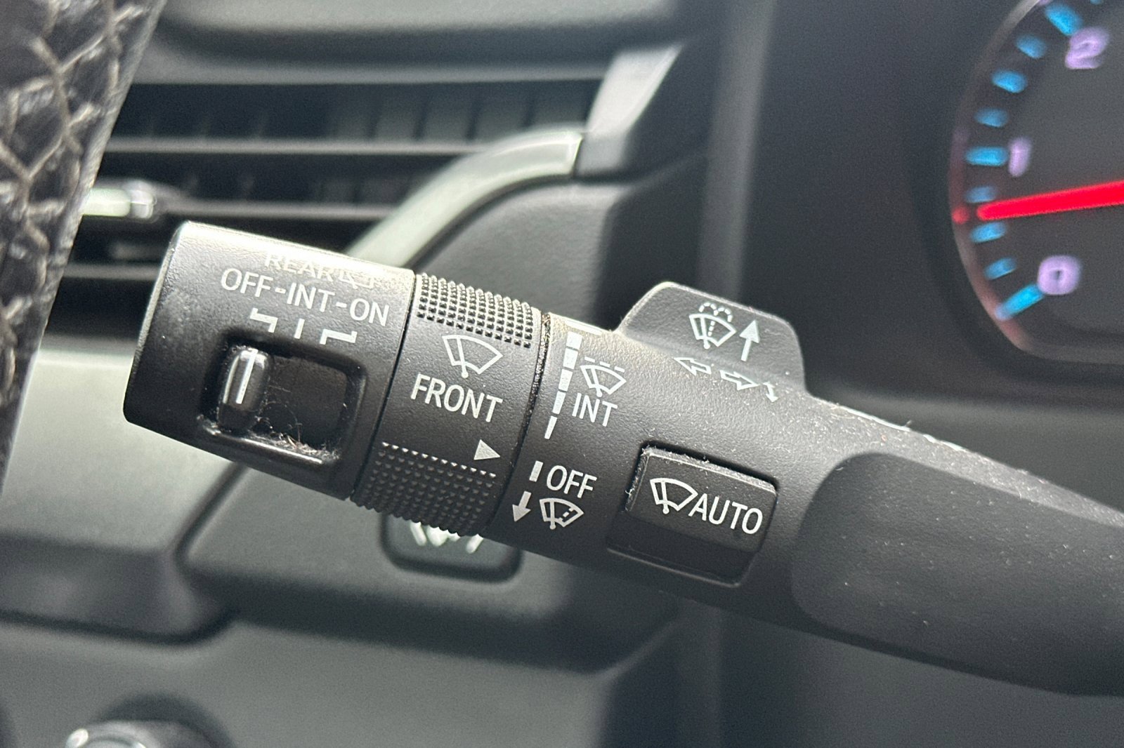 Used 2020 Chevrolet Tahoe Premier image 37