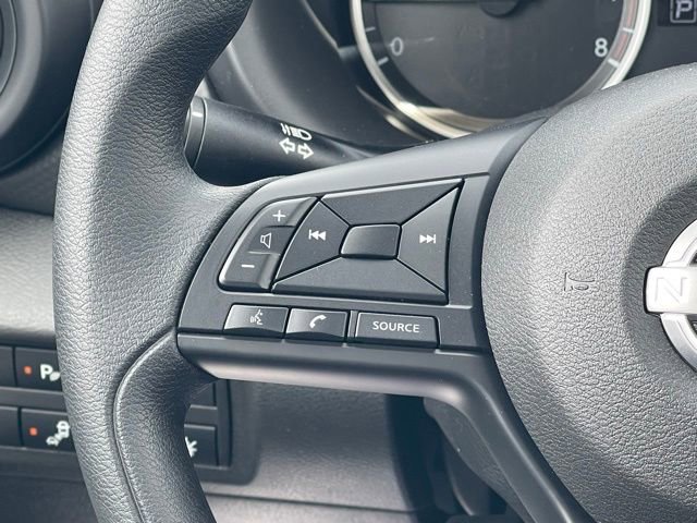 New 2025 Nissan Kicks Play S image 19