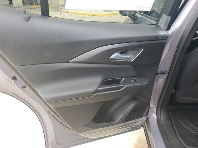 New 2026 Chevrolet Equinox EV LT image 14