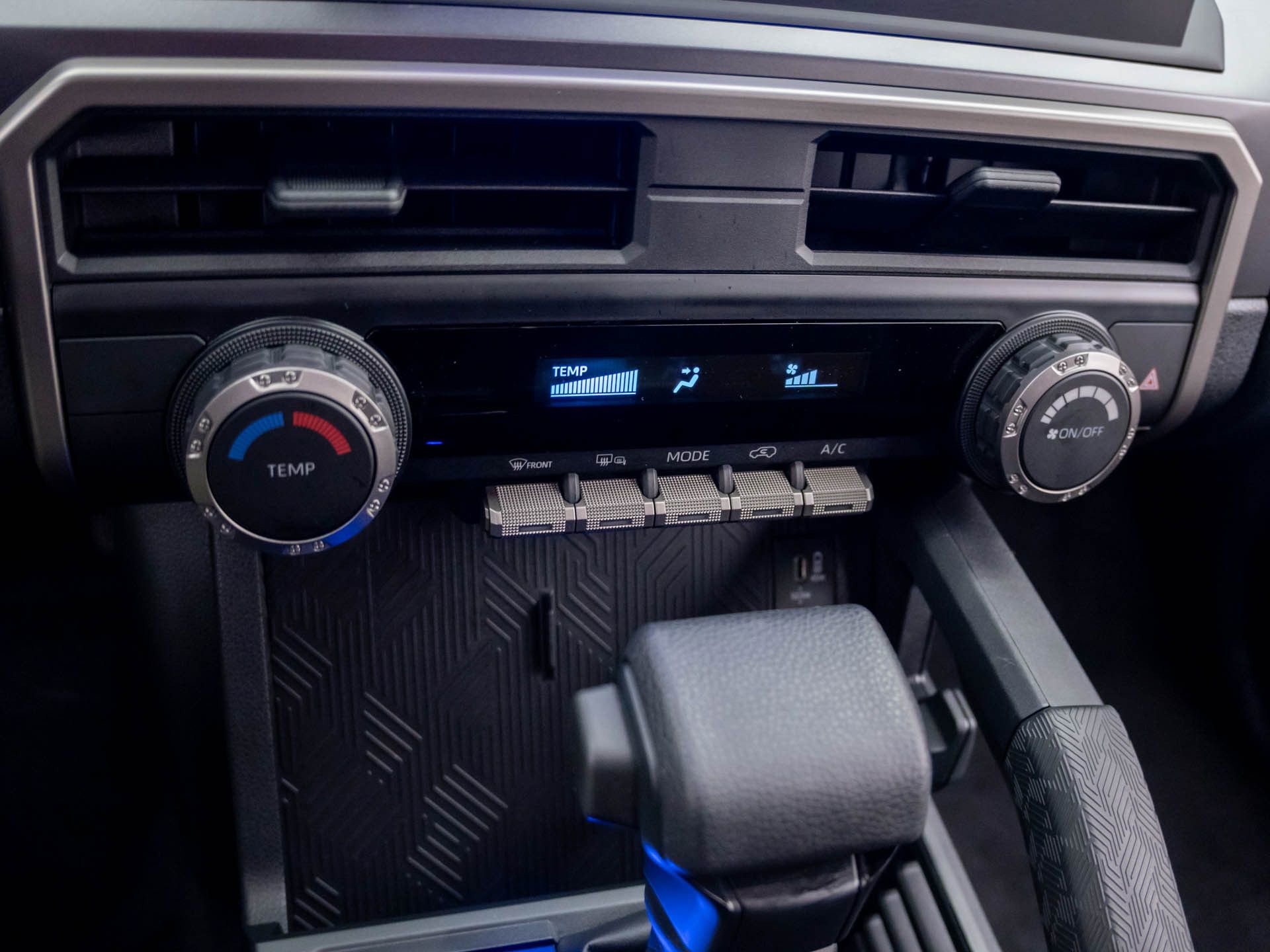 Used 2025 Toyota 4Runner SR5 image 25