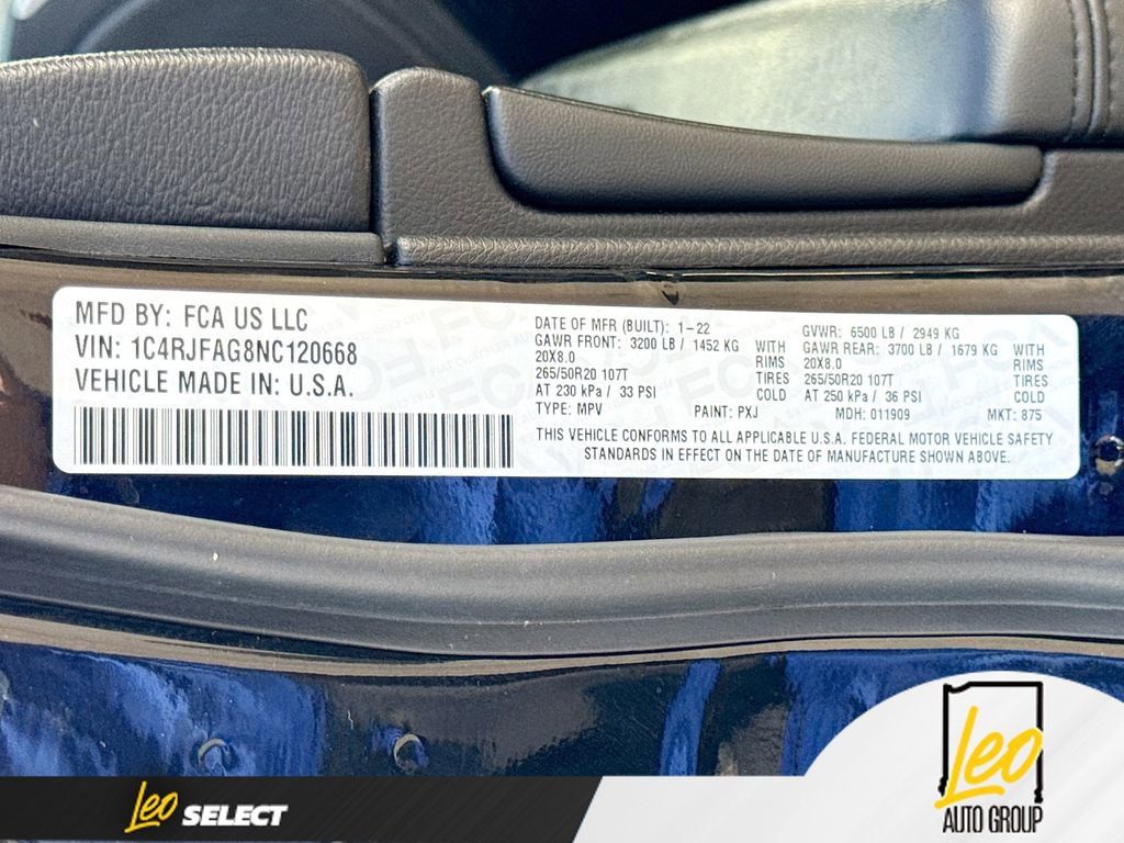 Used 2022 Jeep Grand Cherokee Laredo X image 30