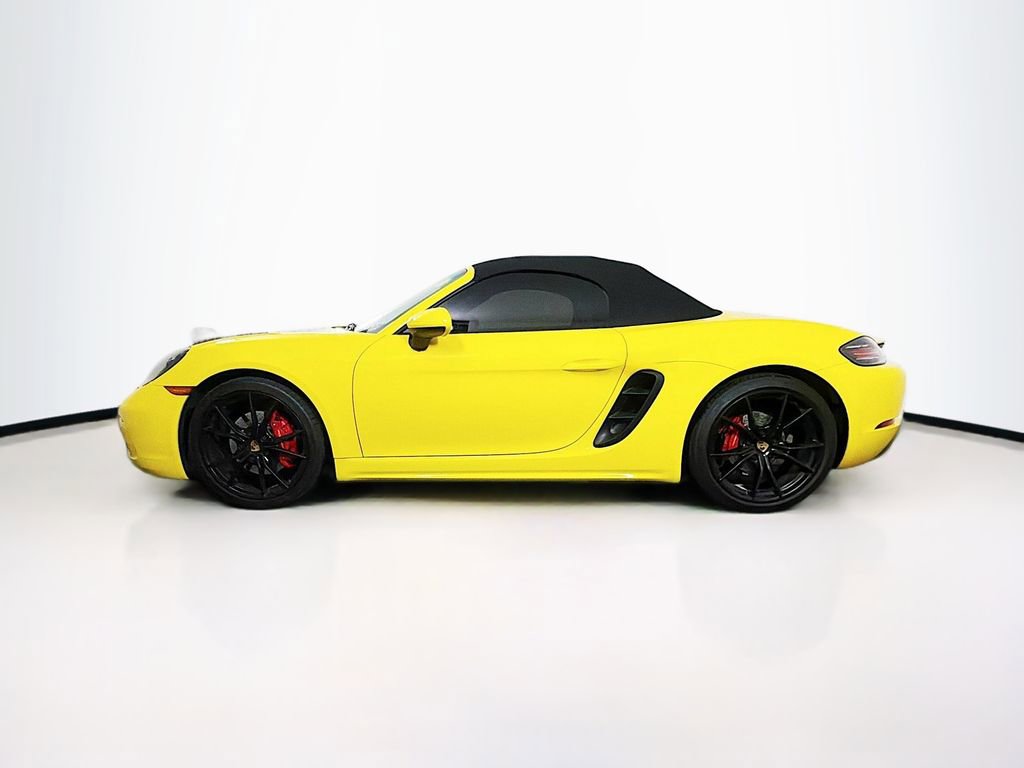 Used 2021 Porsche 718 Boxster S image 4