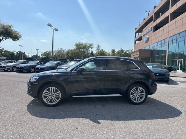 Used 2018 Audi Q5 2.0T Premium Plus w/ Premium Plus Package image 2