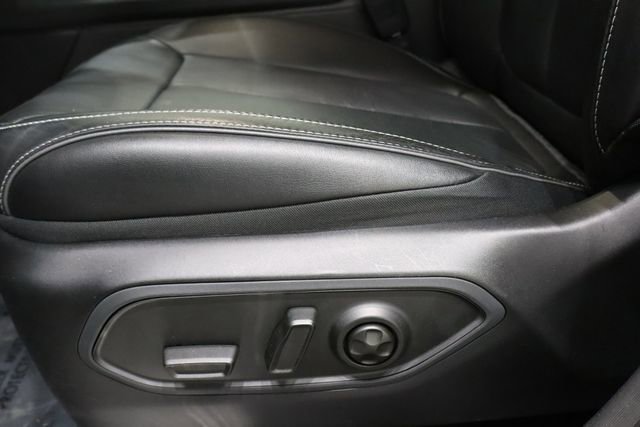 Used 2023 Jeep Grand Cherokee Overland AWD/4WD image 22