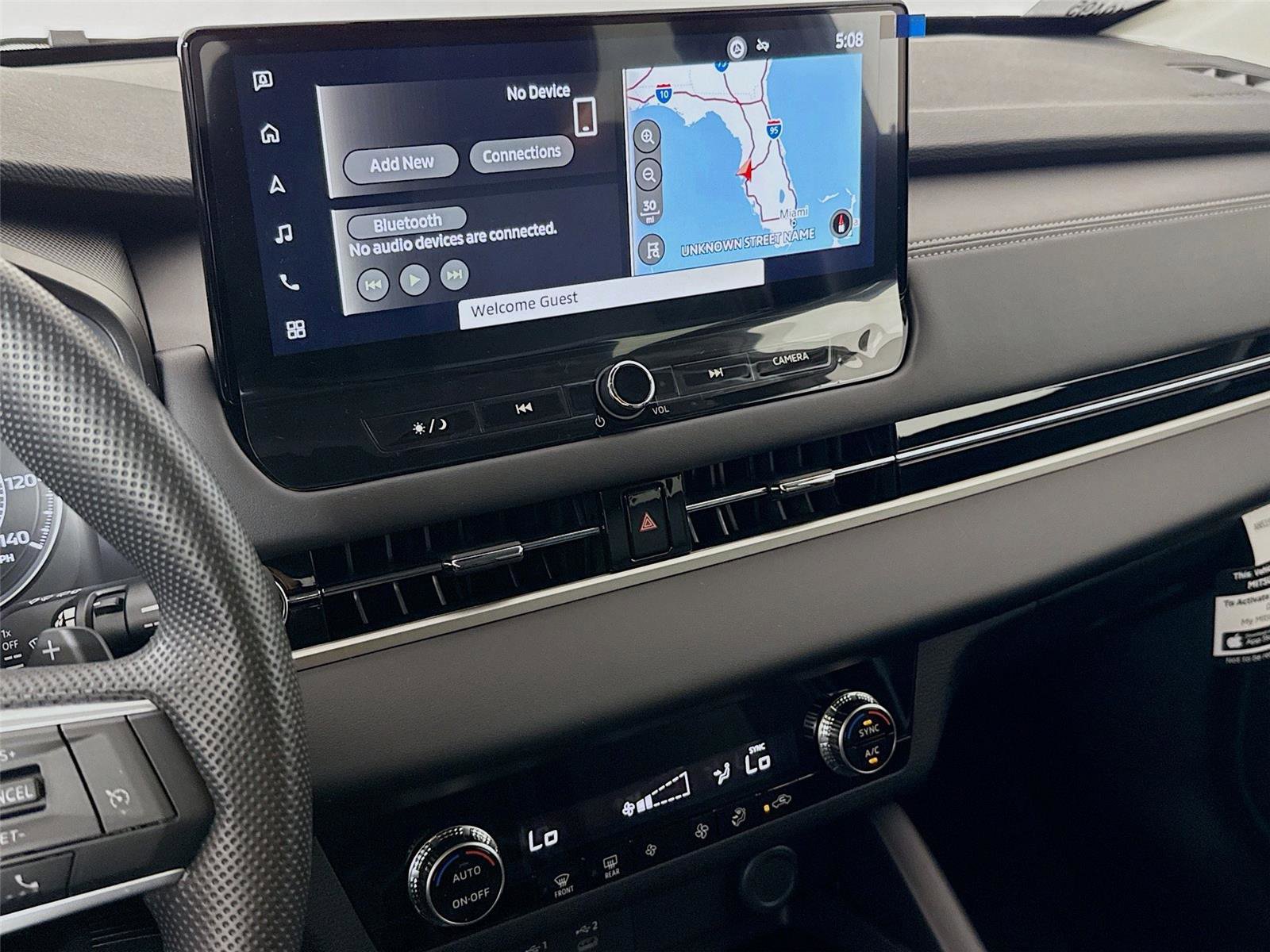 New 2026 Mitsubishi Outlander ES image 7