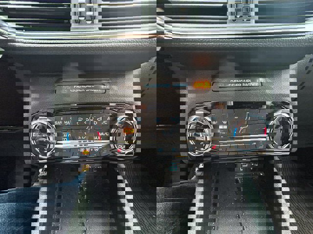 Used 2022 Ford Escape Titanium w/ Titanium Elite Package image 18