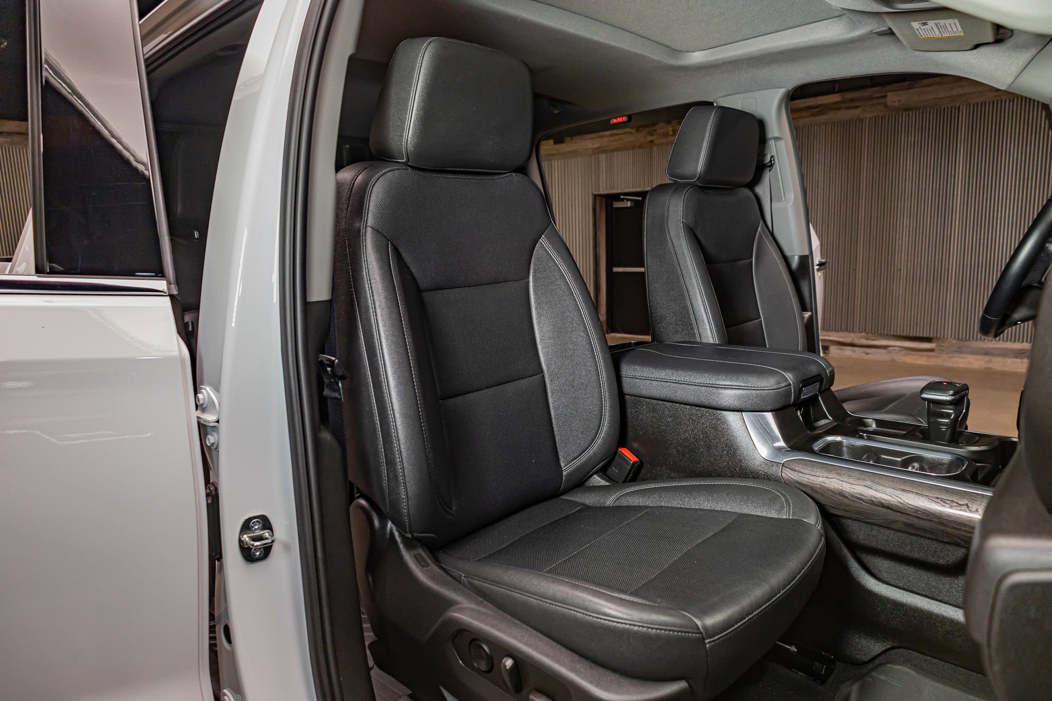 Used 2023 Chevrolet Silverado 1500 LTZ image 31