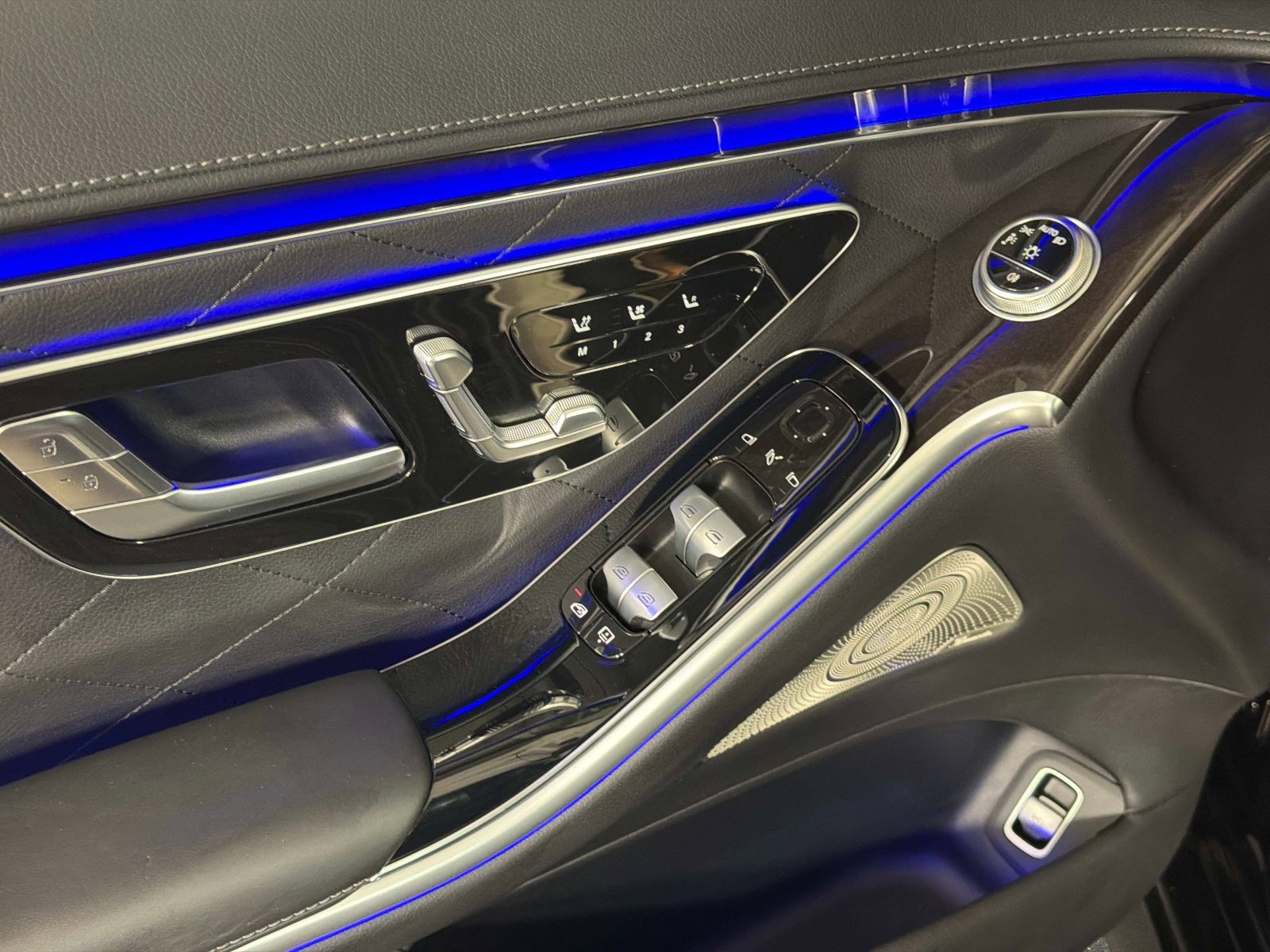 Used 2024 Mercedes-Benz S 580 4MATIC Sedan image 39