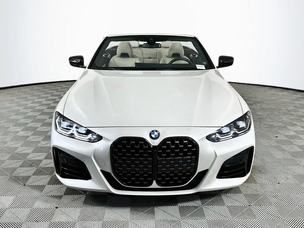Used 2024 BMW M440i Convertible w/ Premium Package RWD image 2