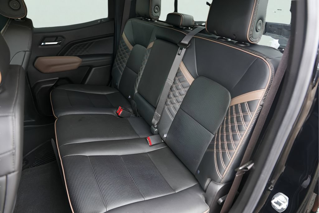 Used 2023 GMC Canyon Denali AWD/4WD image 22