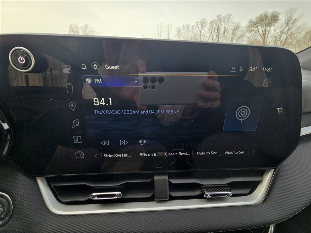 New 2026 Chevrolet Equinox LT image 13