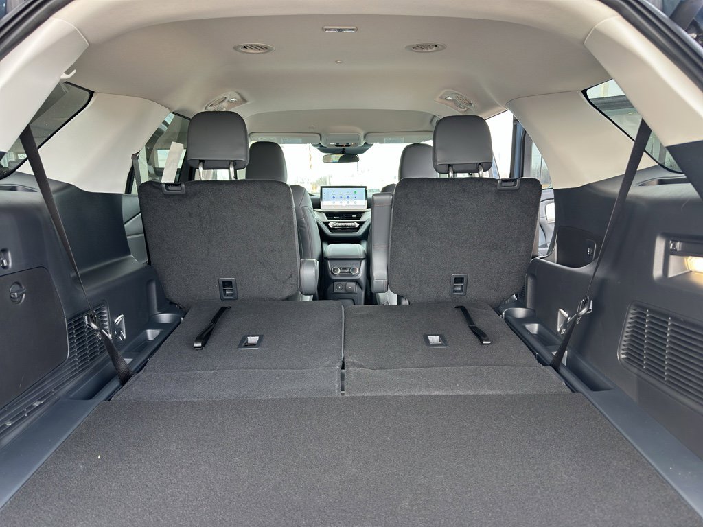 New 2026 Ford Explorer Active w/ Active Comfort Package image 34