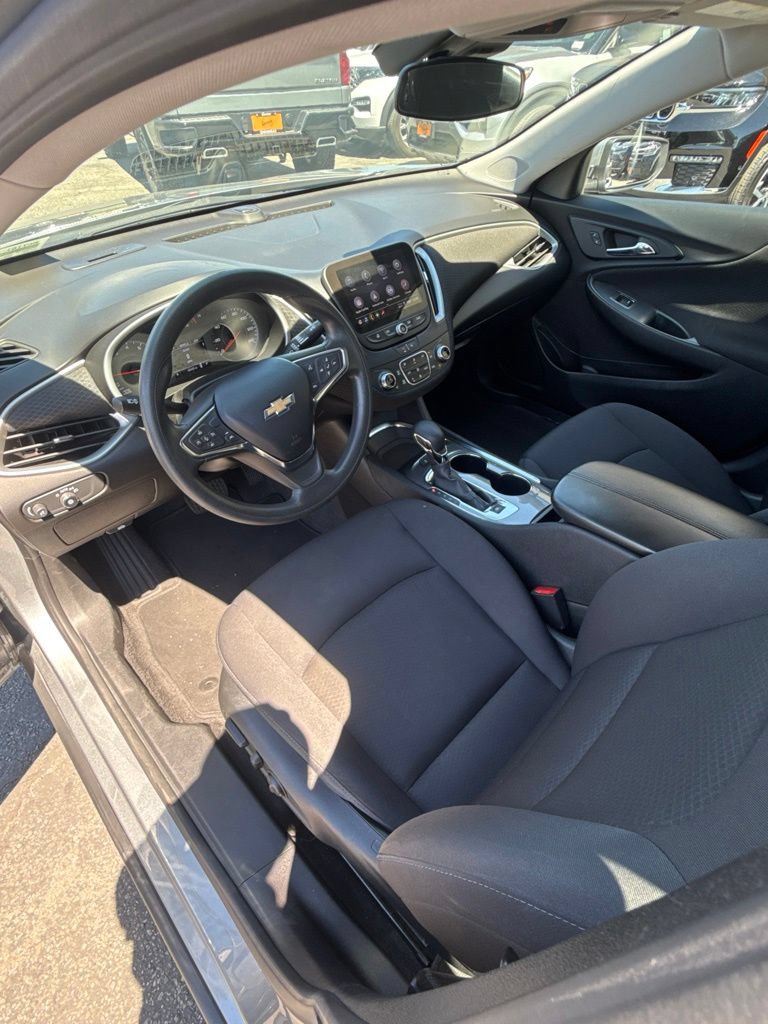 Used 2024 Chevrolet Malibu LT FWD image 14