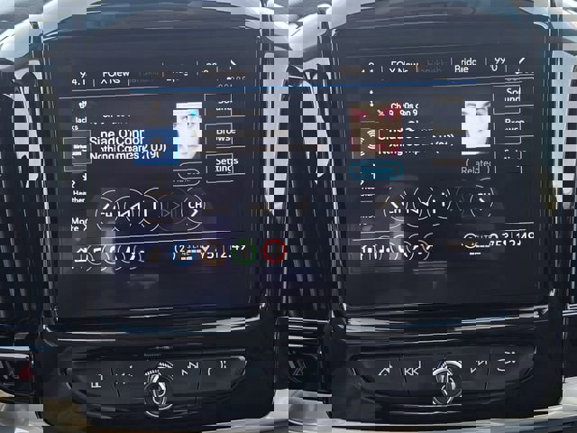 Used 2020 Chevrolet Traverse Premier w/ LPO, Floor Liner Package image 17