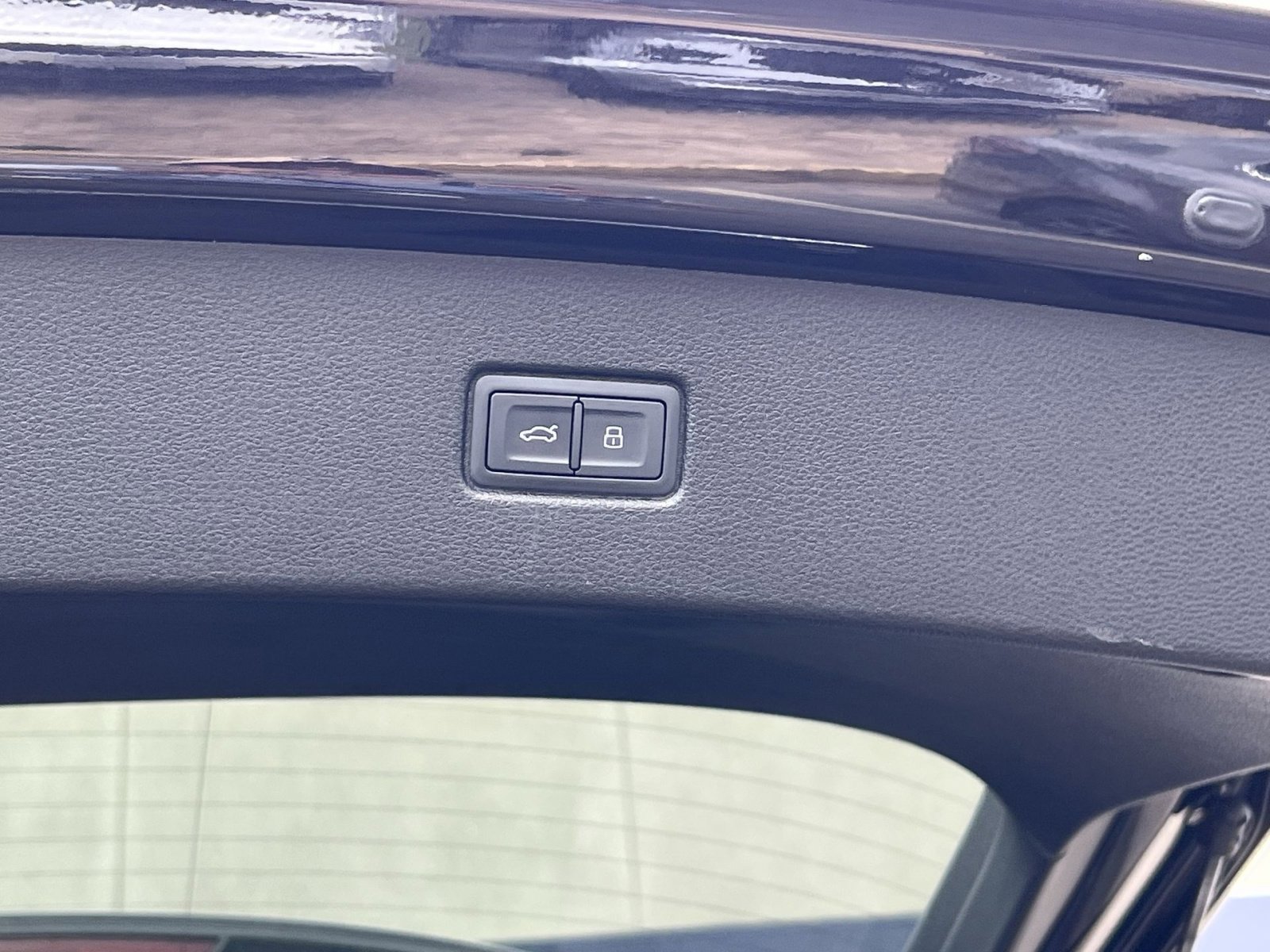 Used 2018 Audi Q7 3.0T Prestige w/ Prestige Package image 25