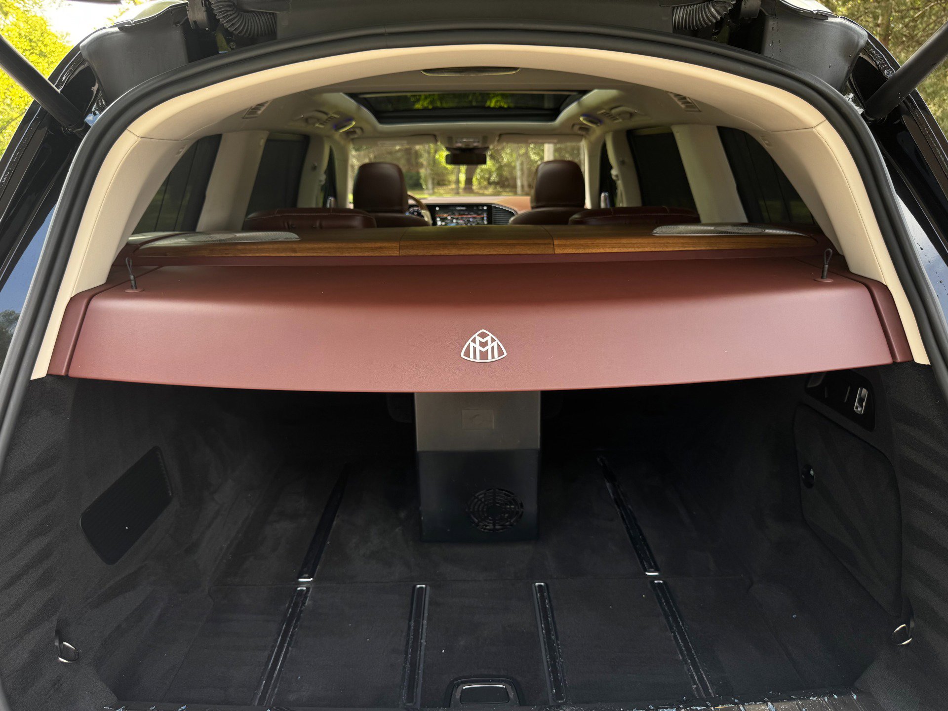 Used 2023 Mercedes-Benz Maybach GLS 600 4MATIC image 59