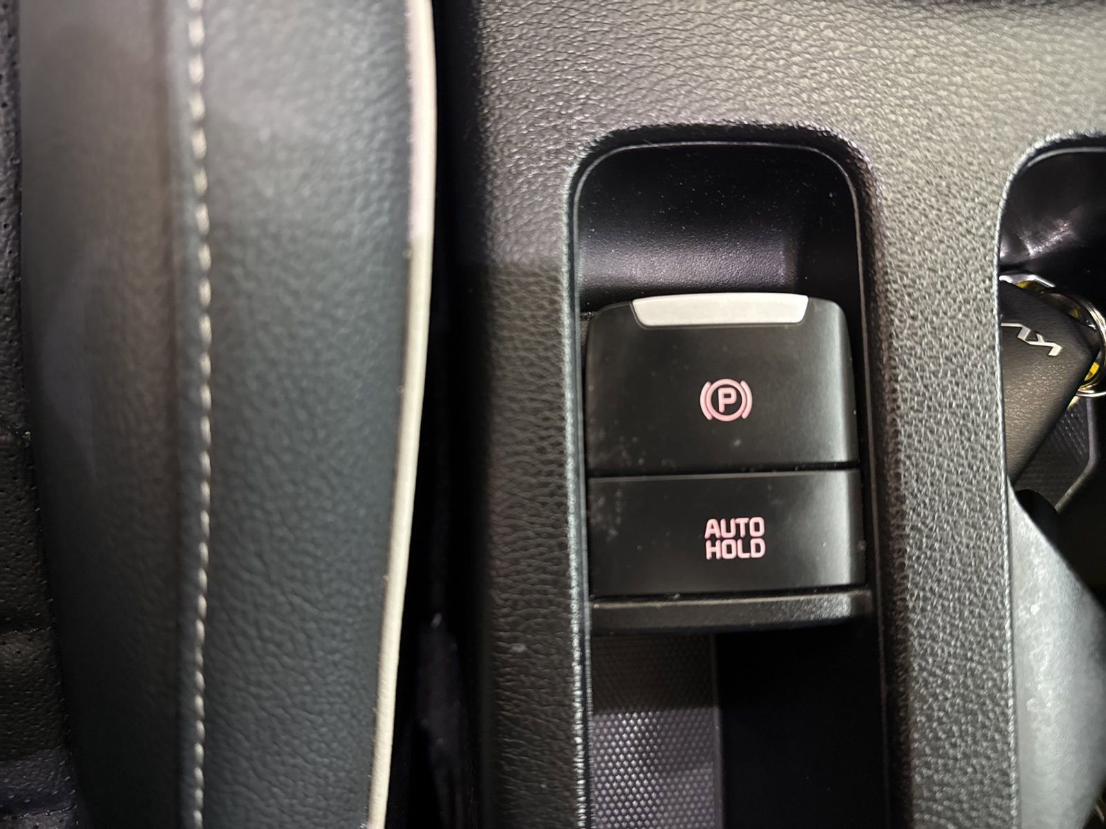 Used 2024 Kia Forte GT-Line w/ GT-Line Premium Package image 25