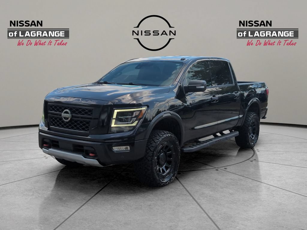 Used 2021 Nissan Titan PRO-4X w/ Pro-4x Convenience Package AWD/4WD image 2