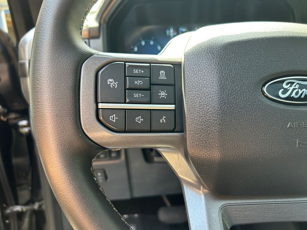 Used 2025 Ford F150 Lariat w/ Equipment Group 502A High AWD/4WD image 15