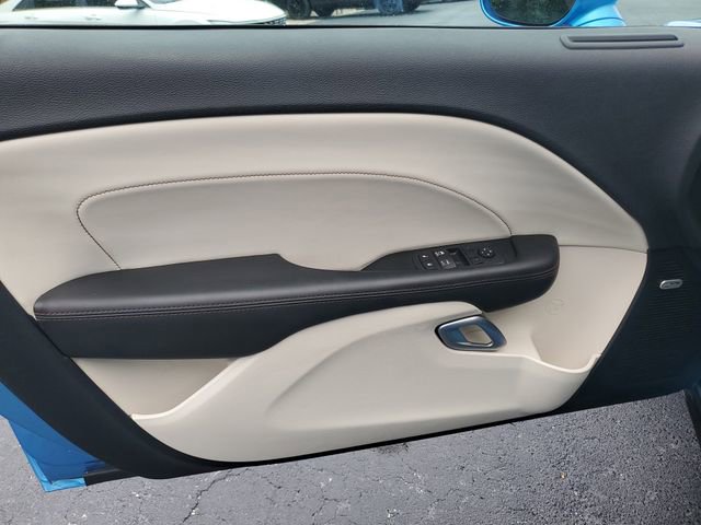 Used 2016 Dodge Challenger R/T Plus RWD image 17