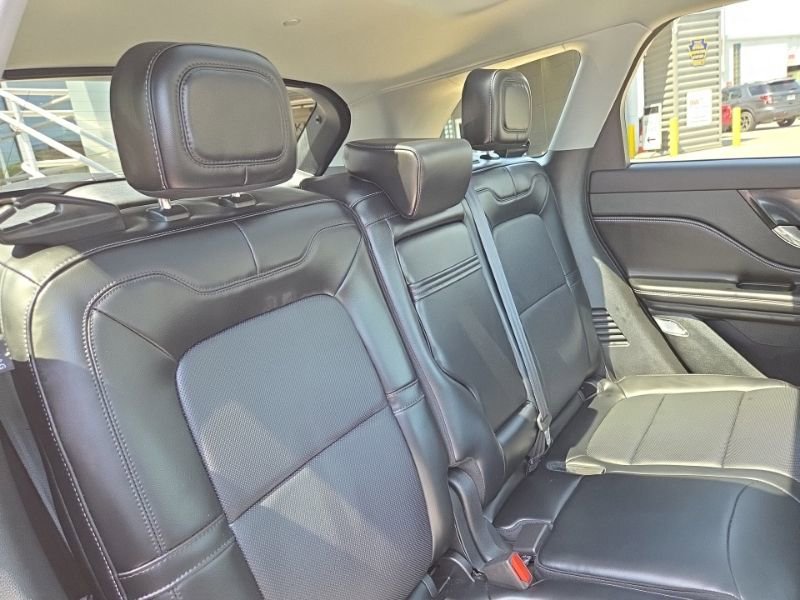 Used 2022 Lincoln Corsair AWD w/ Premium Package image 20