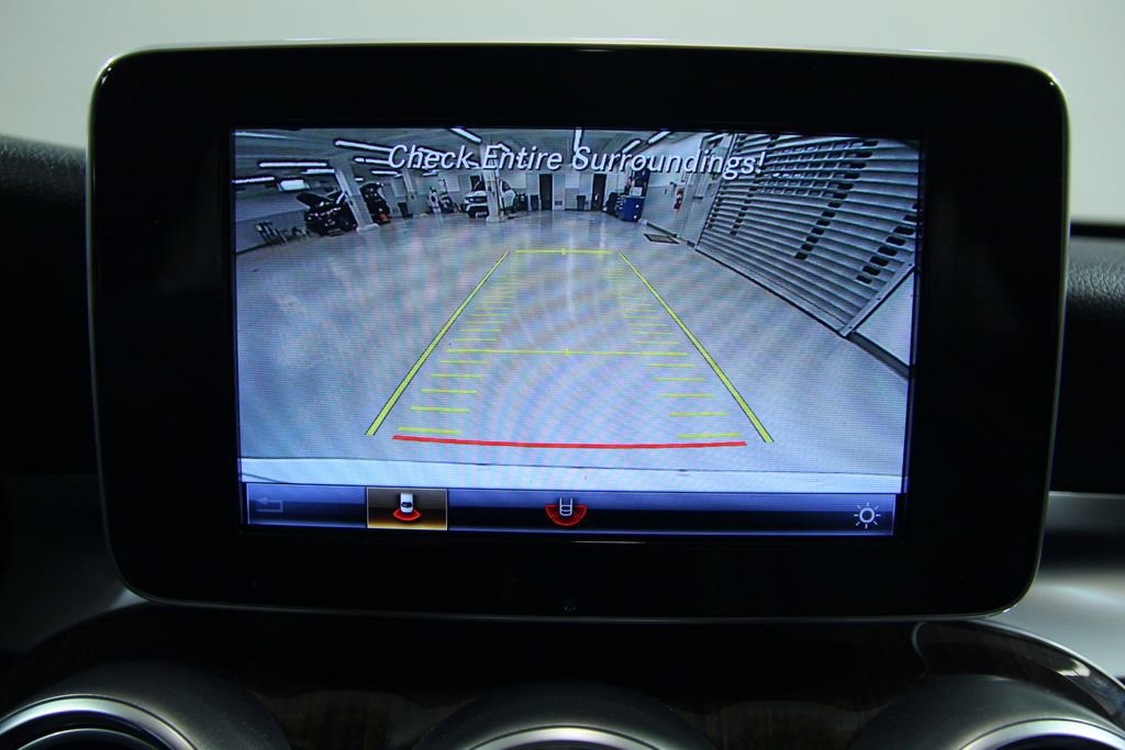 Certified 2018 Mercedes-Benz C 300 4MATIC Sedan image 13