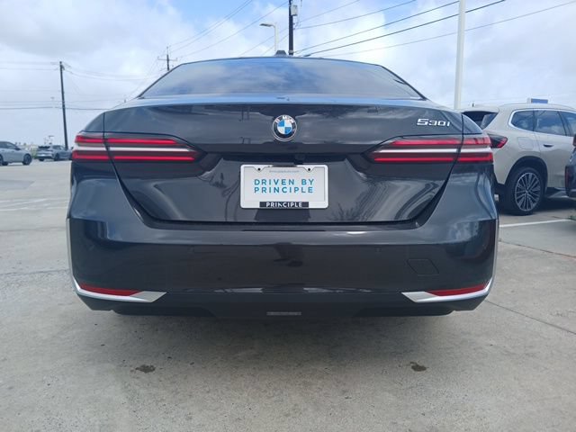 New 2026 BMW 530i RWD image 8