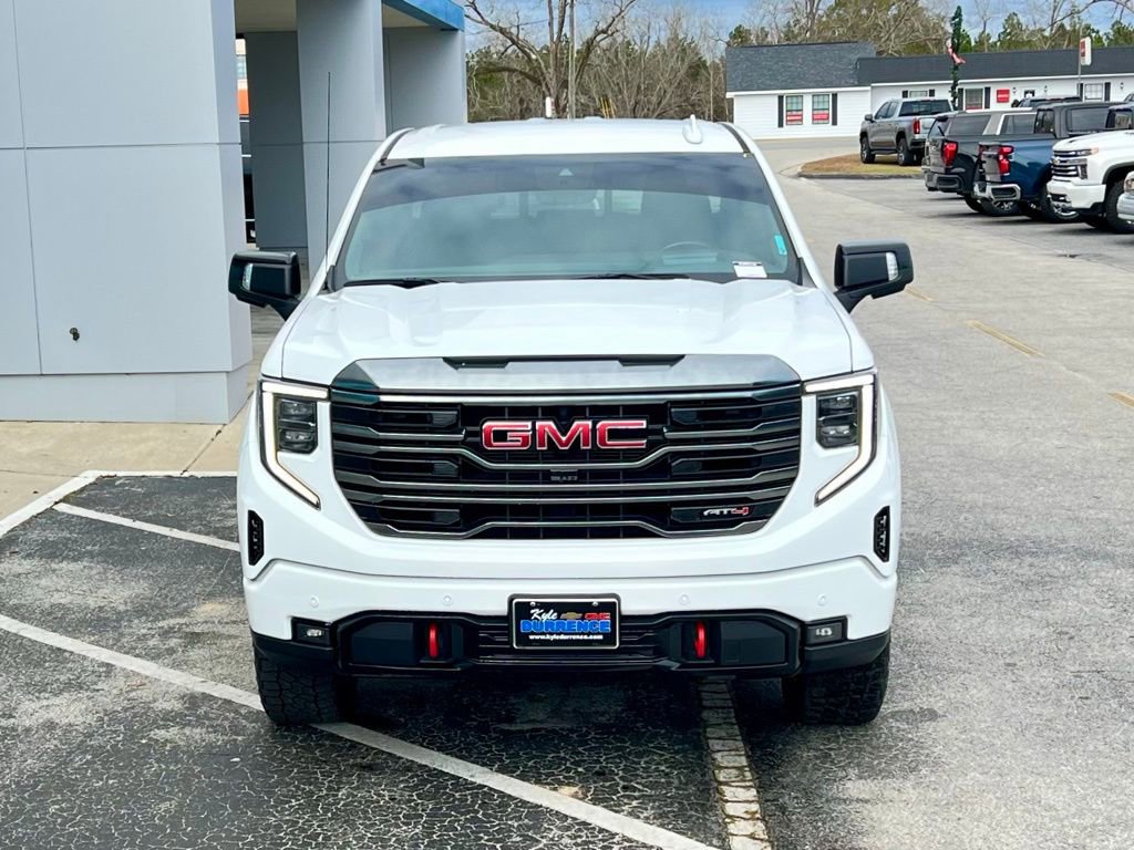 Used 2022 GMC Sierra 1500 AT4 w/ AT4 Premium Package image 13