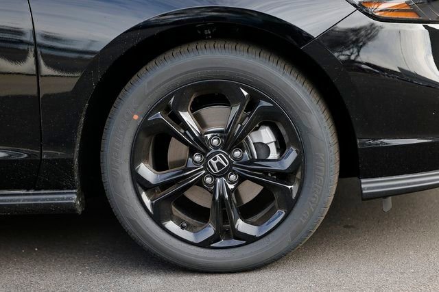 Used 2025 Honda Accord SE image 15