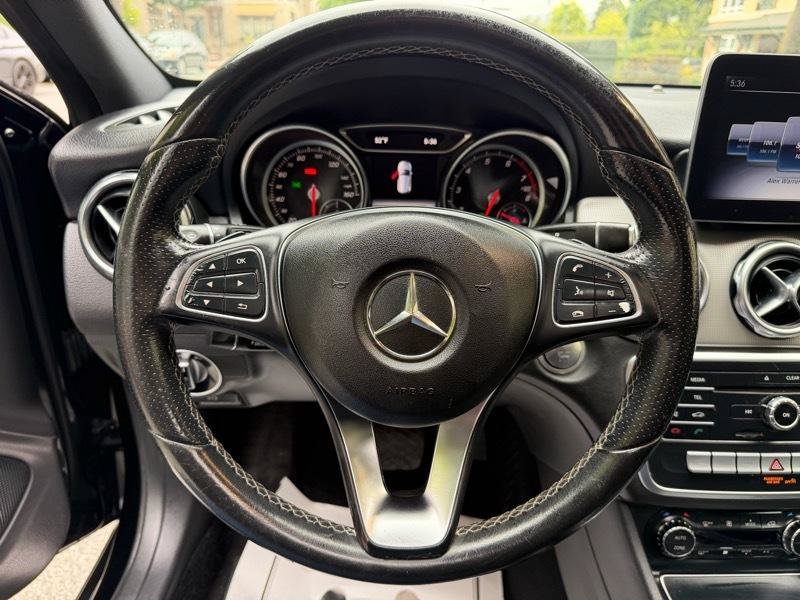 Used 2018 Mercedes-Benz GLA 250 image 54
