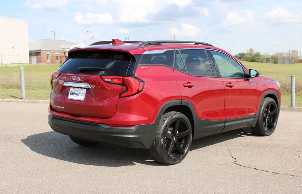 Used 2020 GMC Terrain SLE w/ Driver Convenience Package image 19