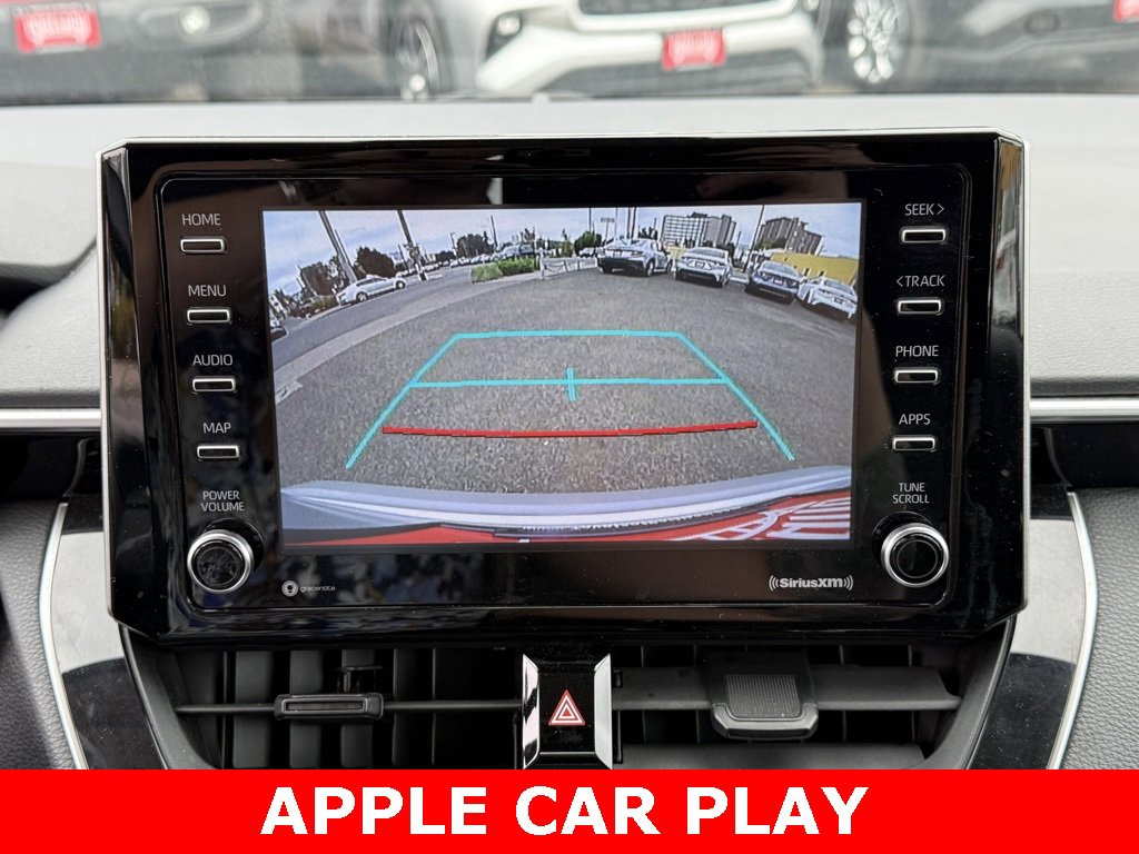 Used 2021 Toyota Corolla LE image 2