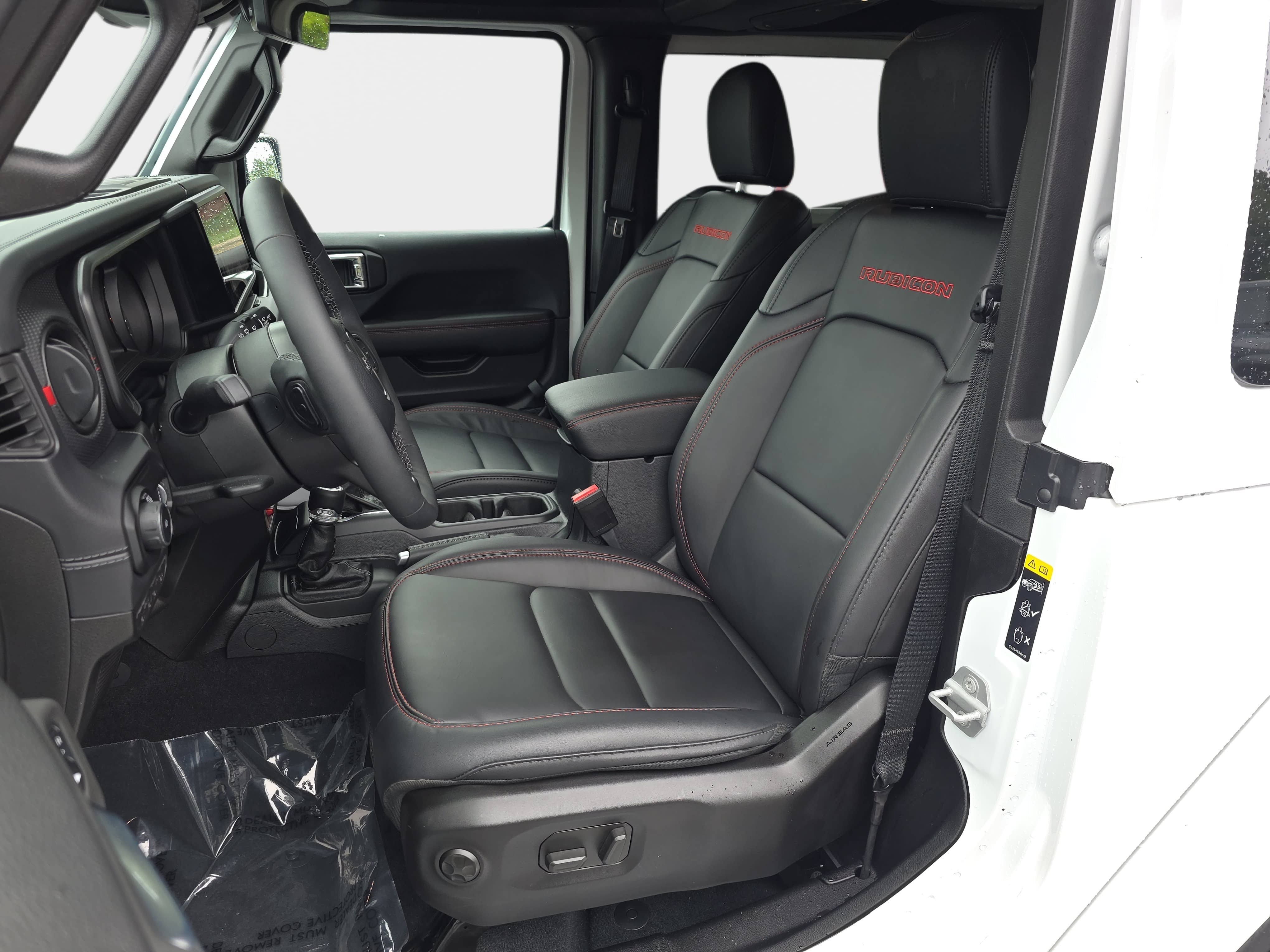 Certified 2026 Jeep Wrangler Rubicon AWD/4WD image 12