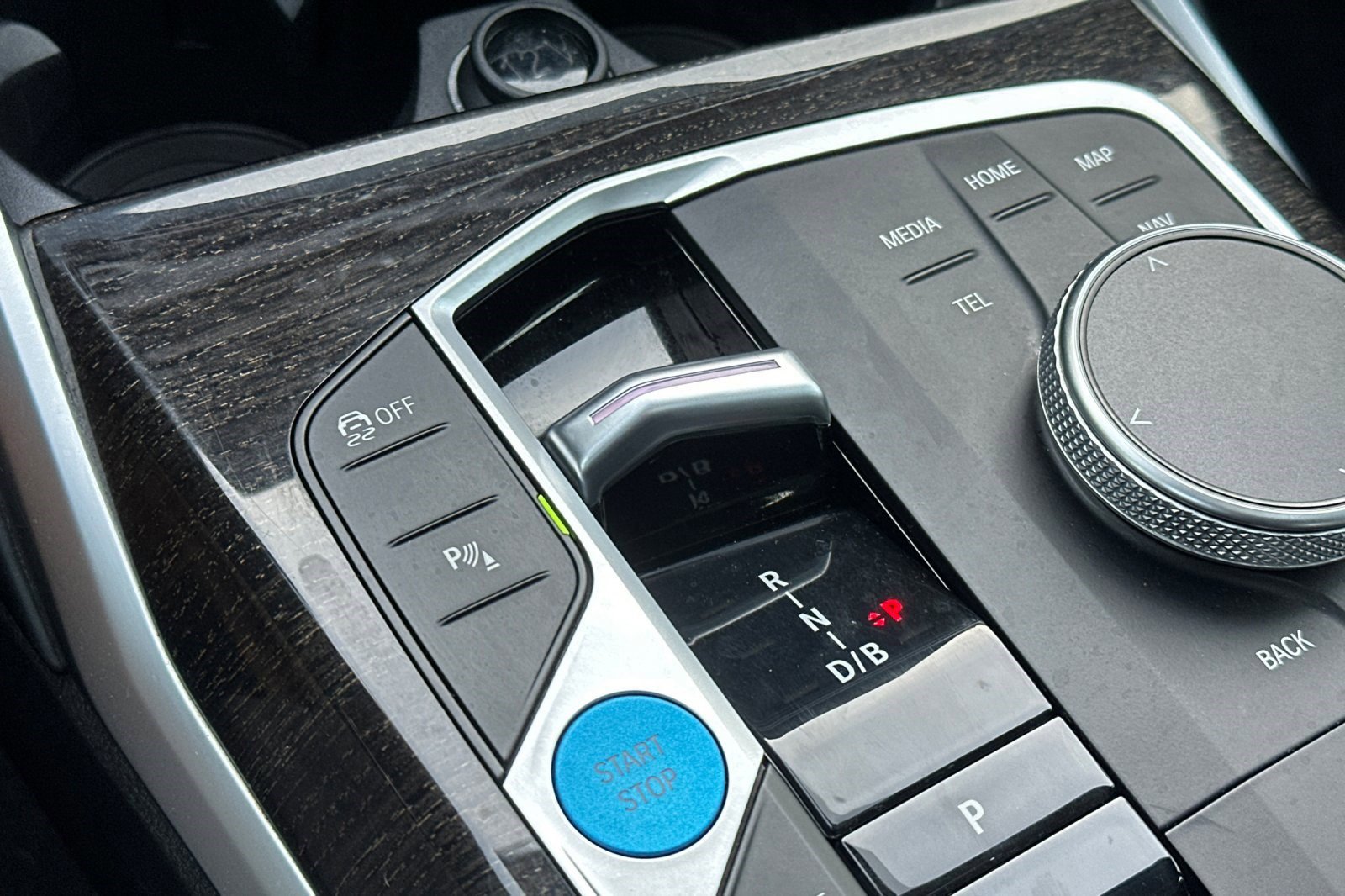 Certified 2023 BMW i4 eDrive35 w/ Premium Package image 26