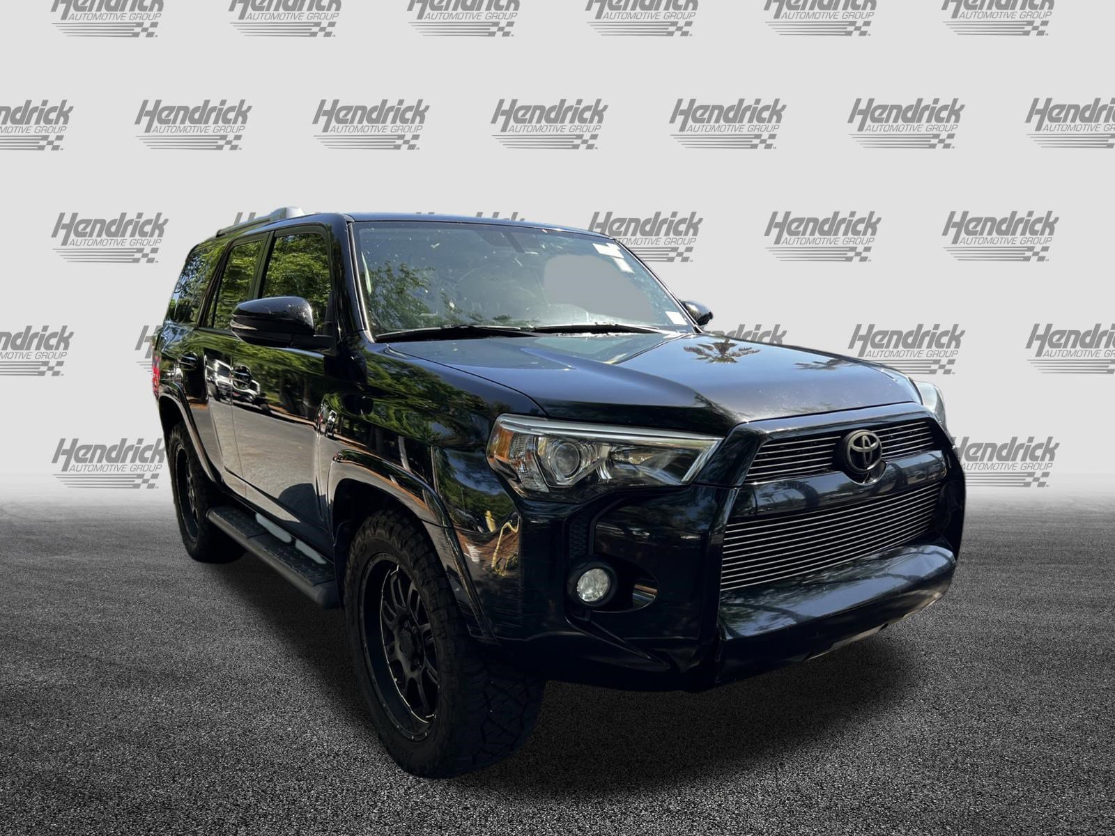 Used 2016 Toyota 4Runner SR5 Premium RWD image 2