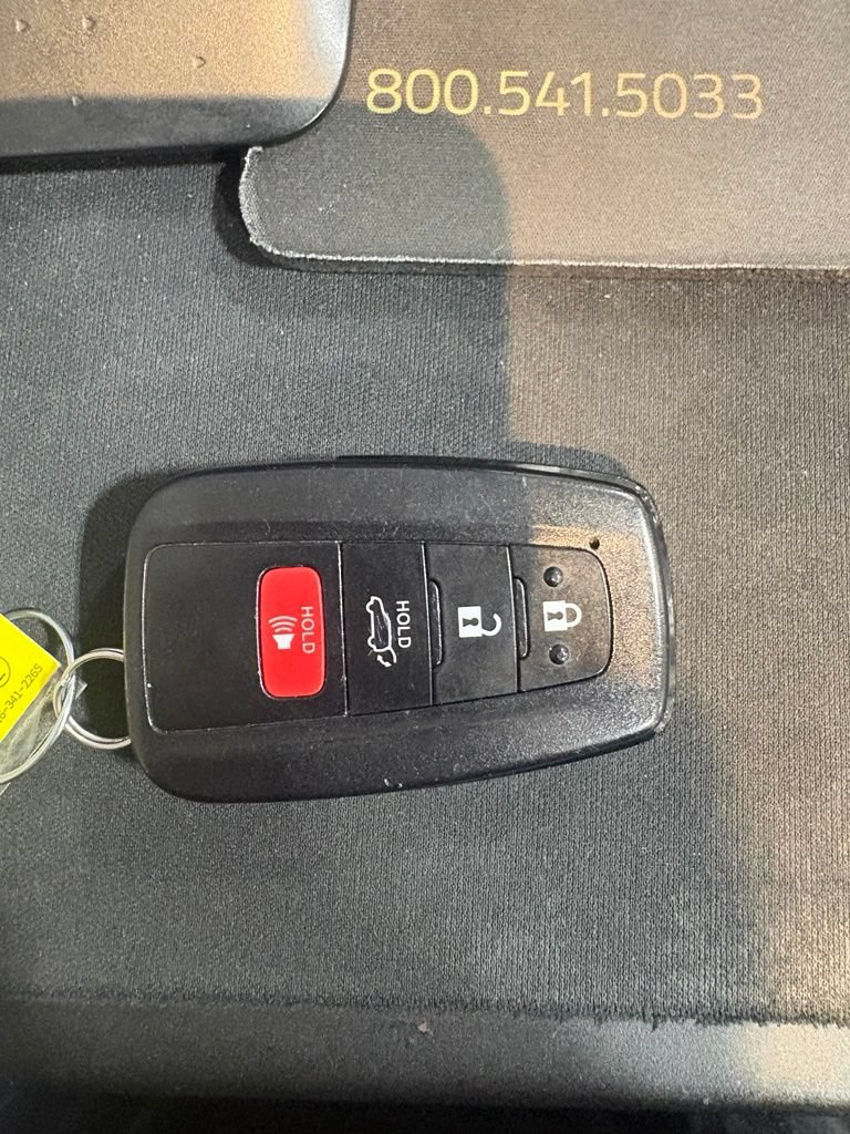 Used 2020 Toyota RAV4 XSE AWD/4WD image 29