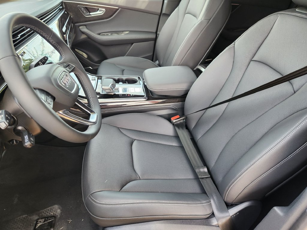 New 2027 Audi Q8 Premium Plus AWD/4WD image 12