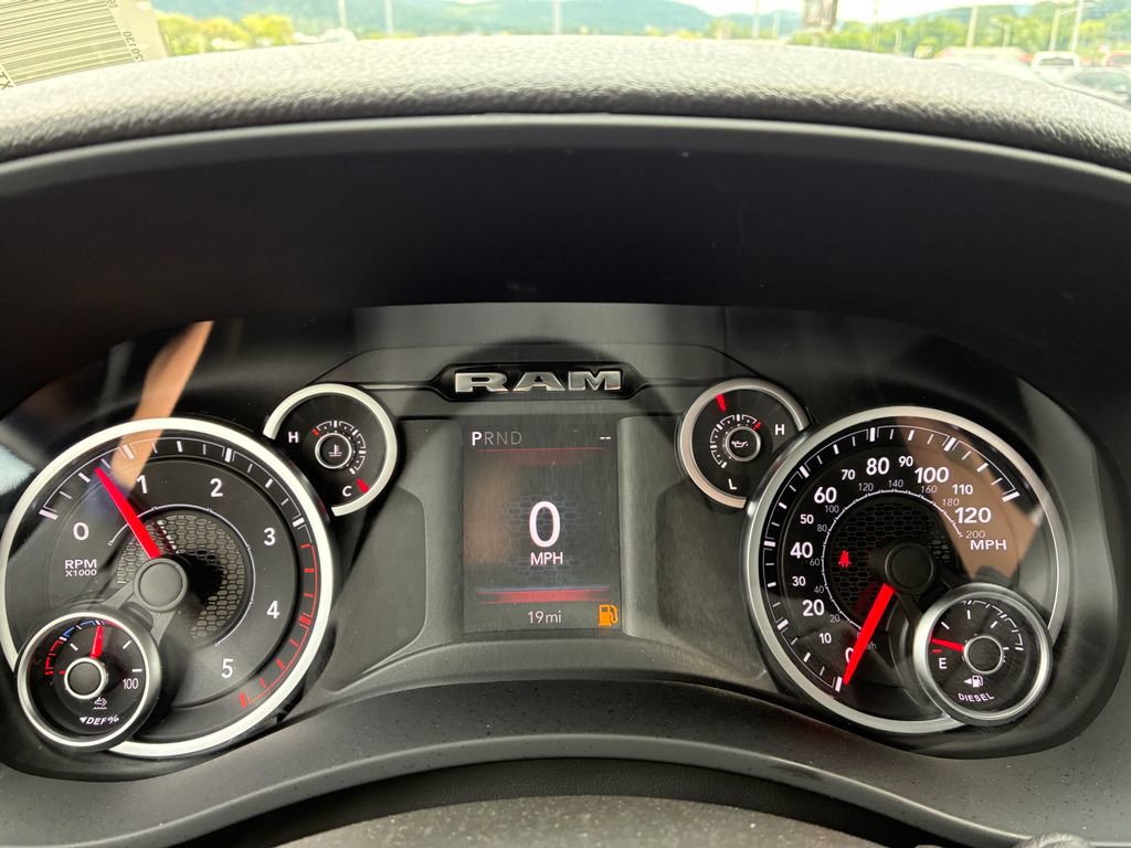 New 2026 RAM 3500 Tradesman AWD/4WD image 11