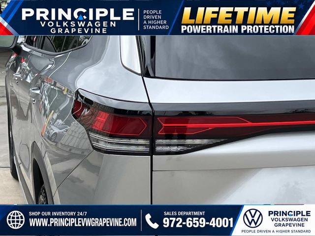 New 2026 Volkswagen Tiguan SE FWD image 5