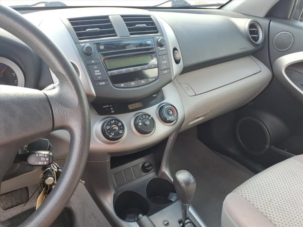 Used 2006 Toyota RAV4 4WD image 26