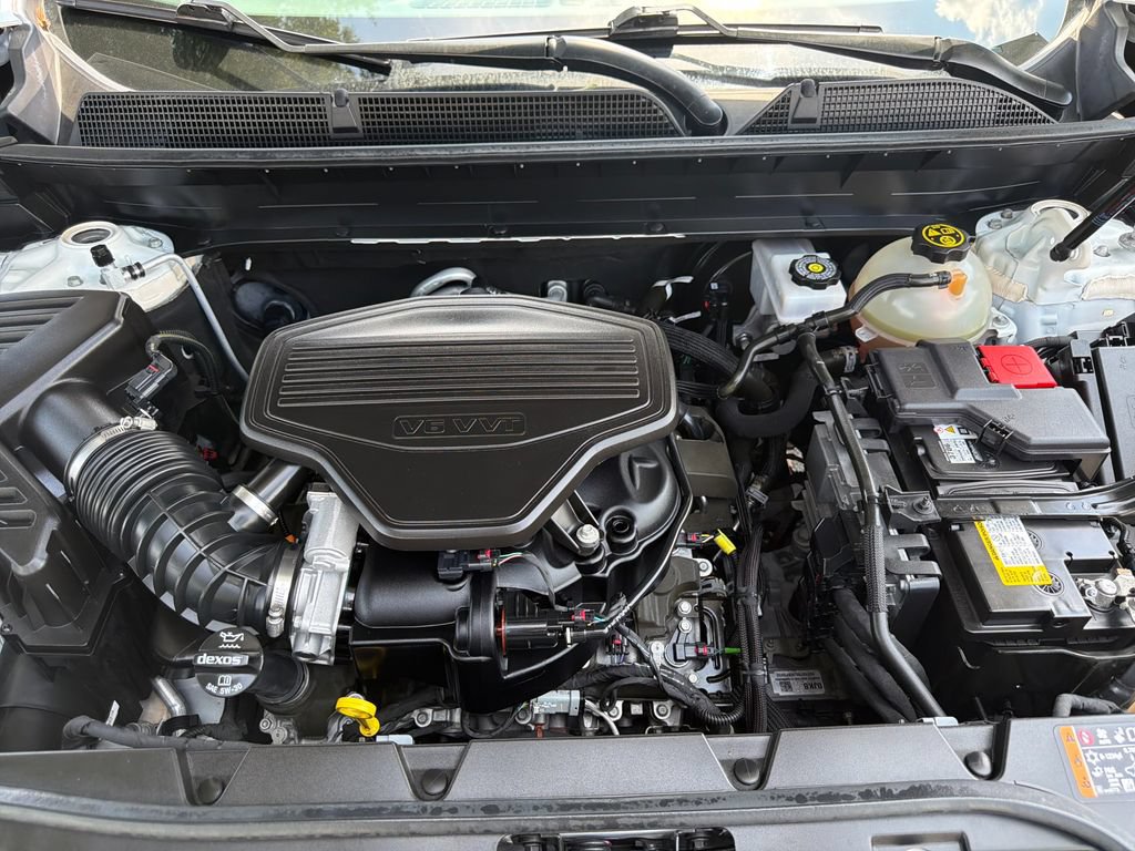 Used 2021 GMC Acadia Denali w/ Denali Technology Package FWD image 15