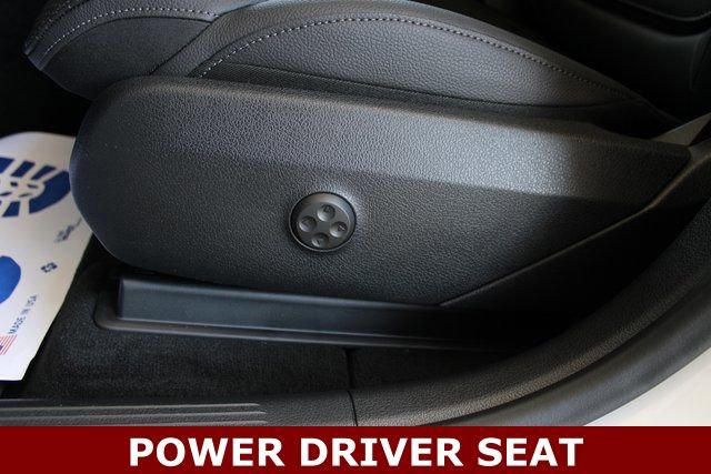 New 2026 Mercedes-Benz GLC 300 4MATIC image 14